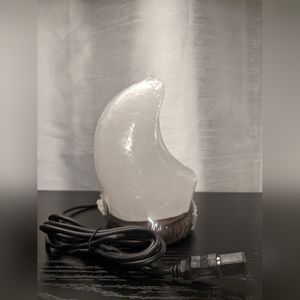 Himalayan salt night light